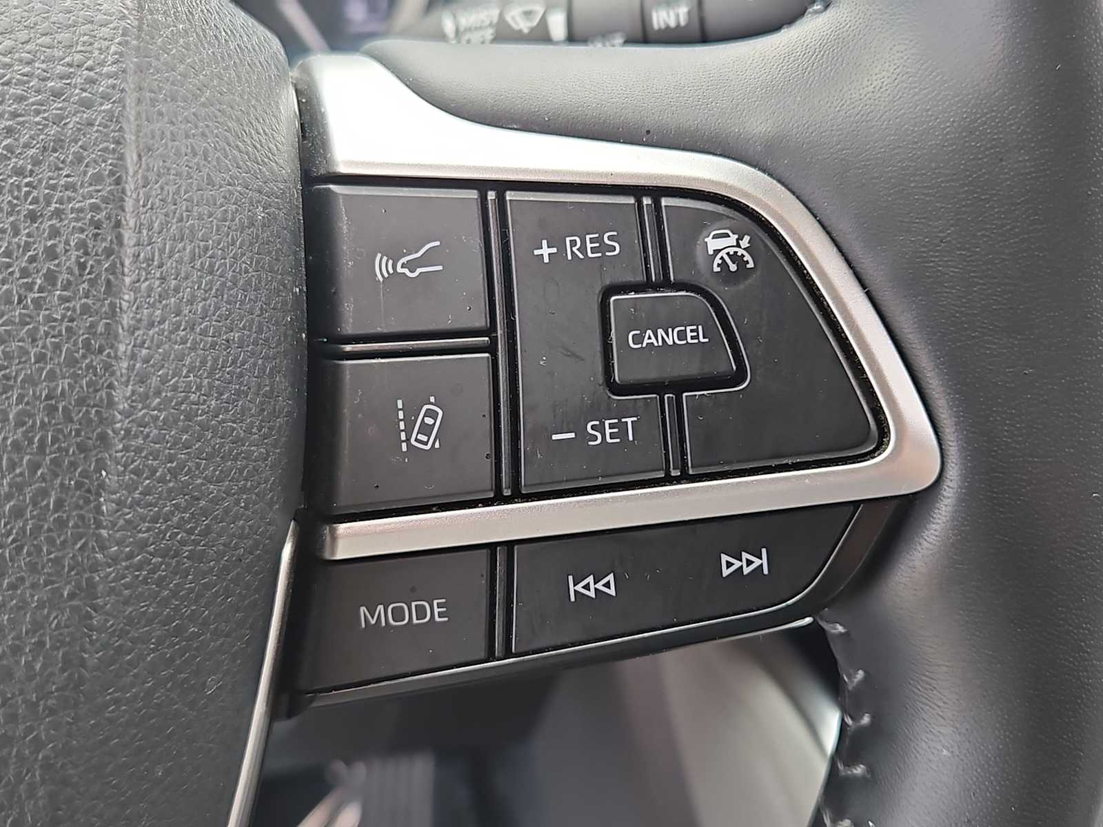 2022 Toyota Highlander Limited 23