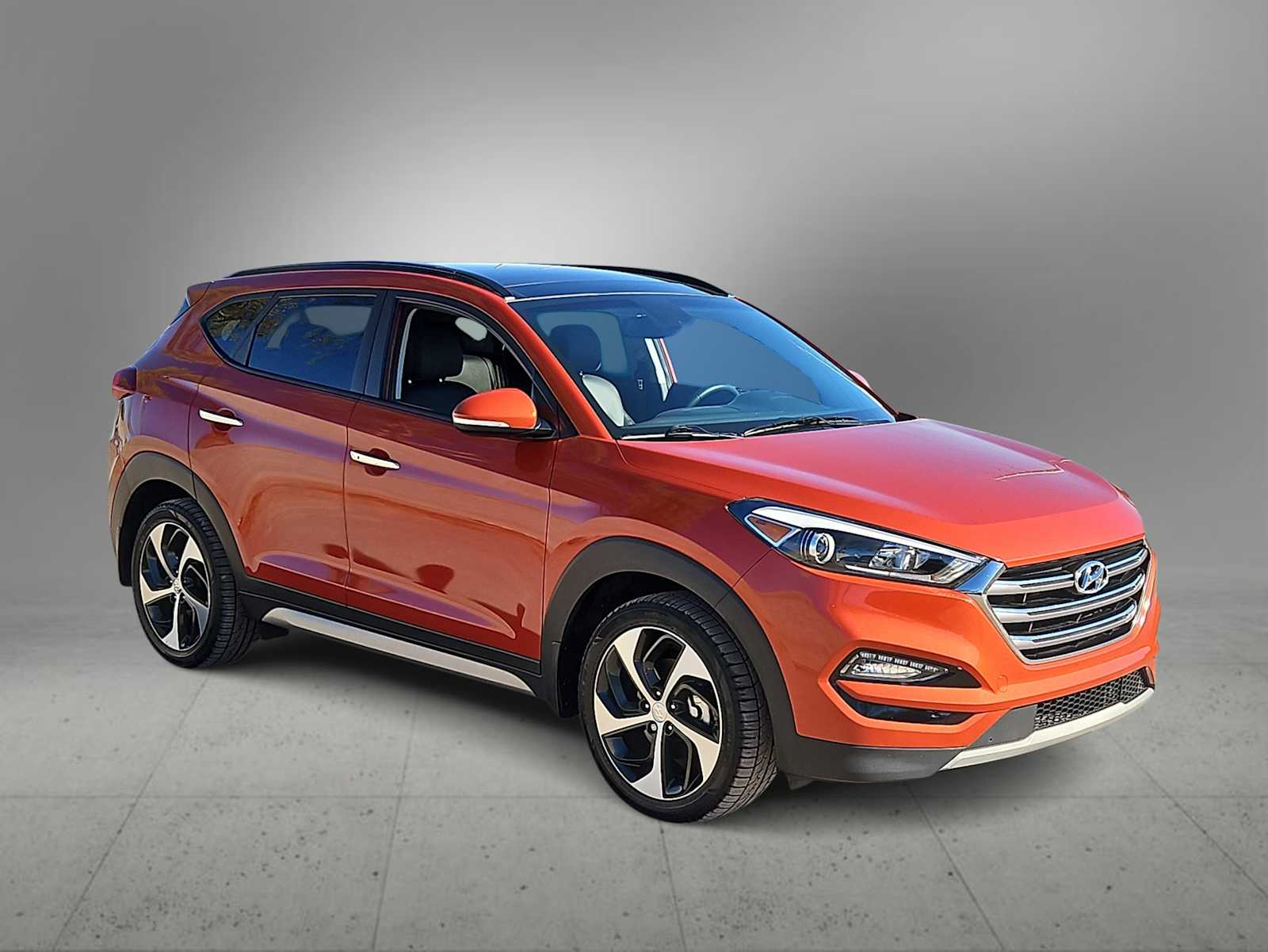 Thumbnail: 2017 Hyundai Tucson - 2