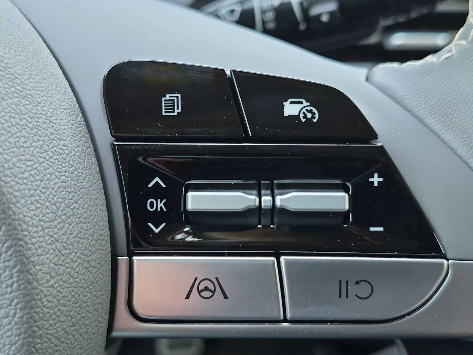 Thumbnail: 2026 Hyundai Elantra - 23