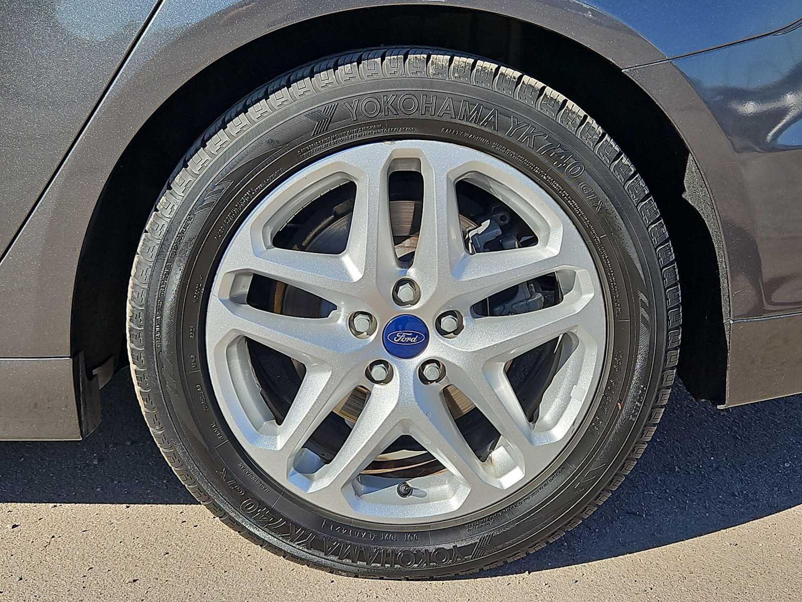 Thumbnail: 2016 Ford Fusion - 13