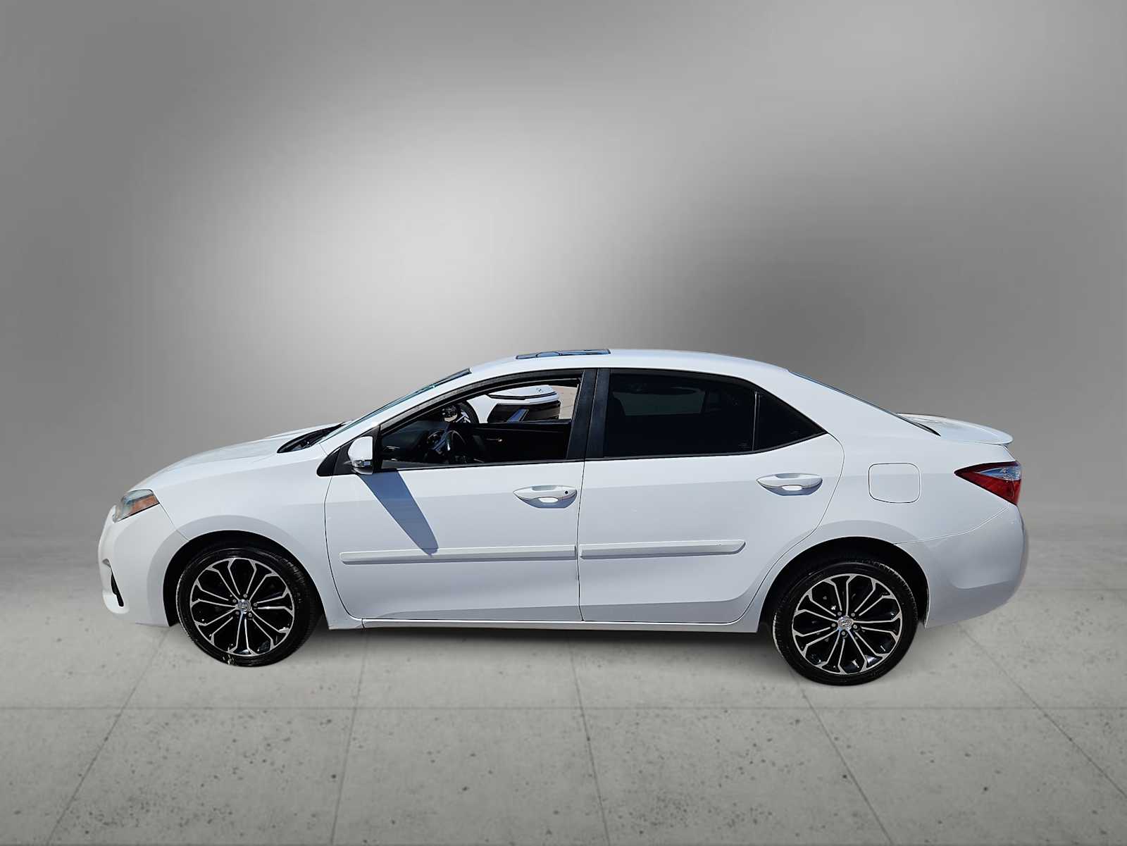 Thumbnail: 2016 Toyota Corolla - 5