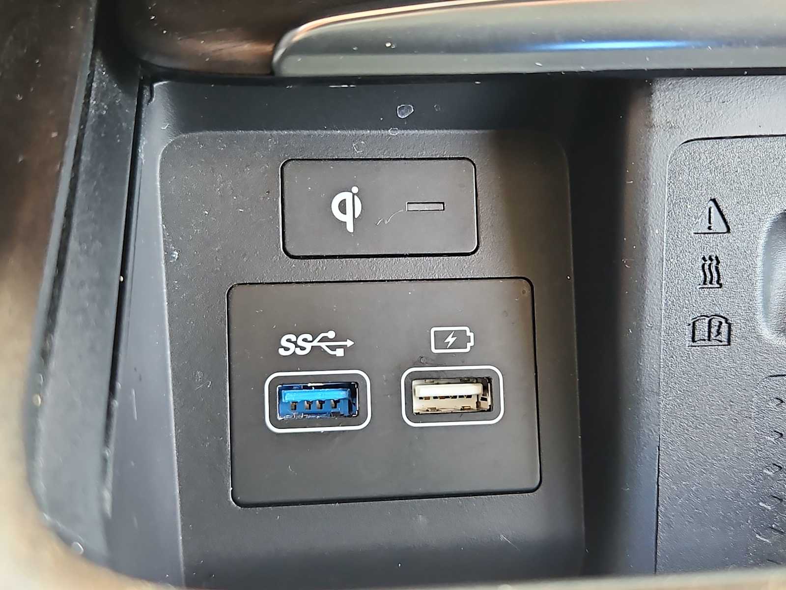 Thumbnail: 2022 Genesis GV80 - 32