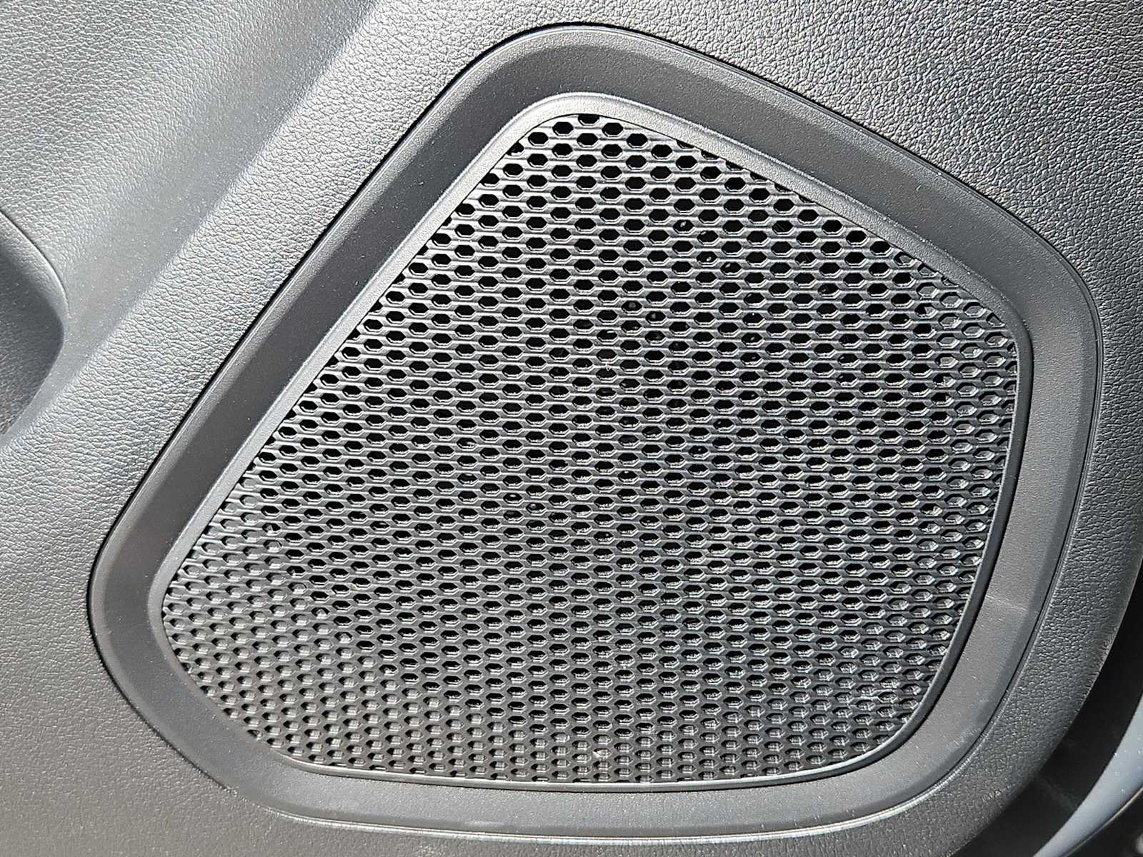 Thumbnail: 2025 Hyundai Venue - 30