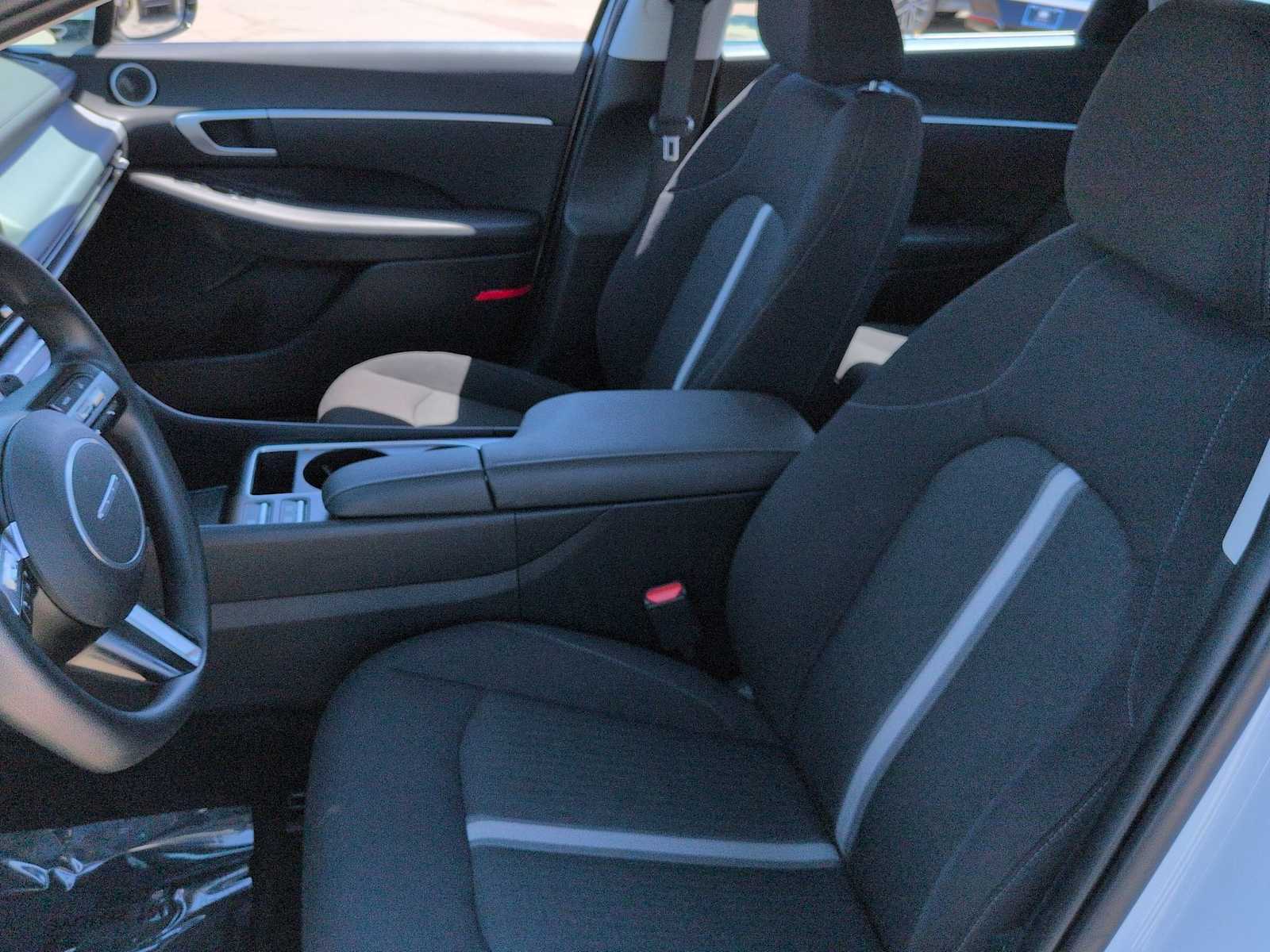 Thumbnail: 2025 Hyundai Sonata - 17
