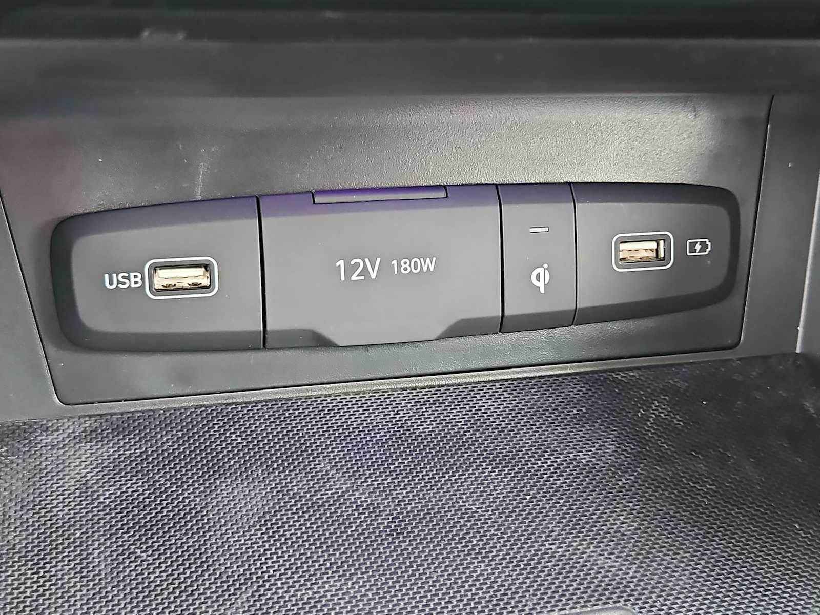 Thumbnail: 2022 Hyundai Tucson - 31