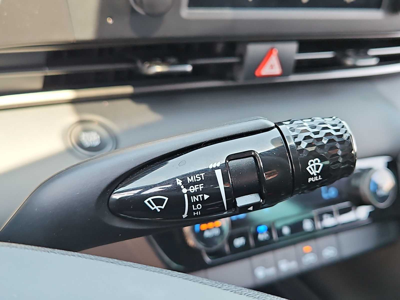 Thumbnail: 2025 Hyundai Elantra - 23