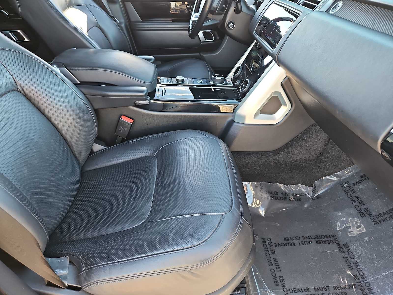 Thumbnail: 2019 Land Rover Range Rover - 22