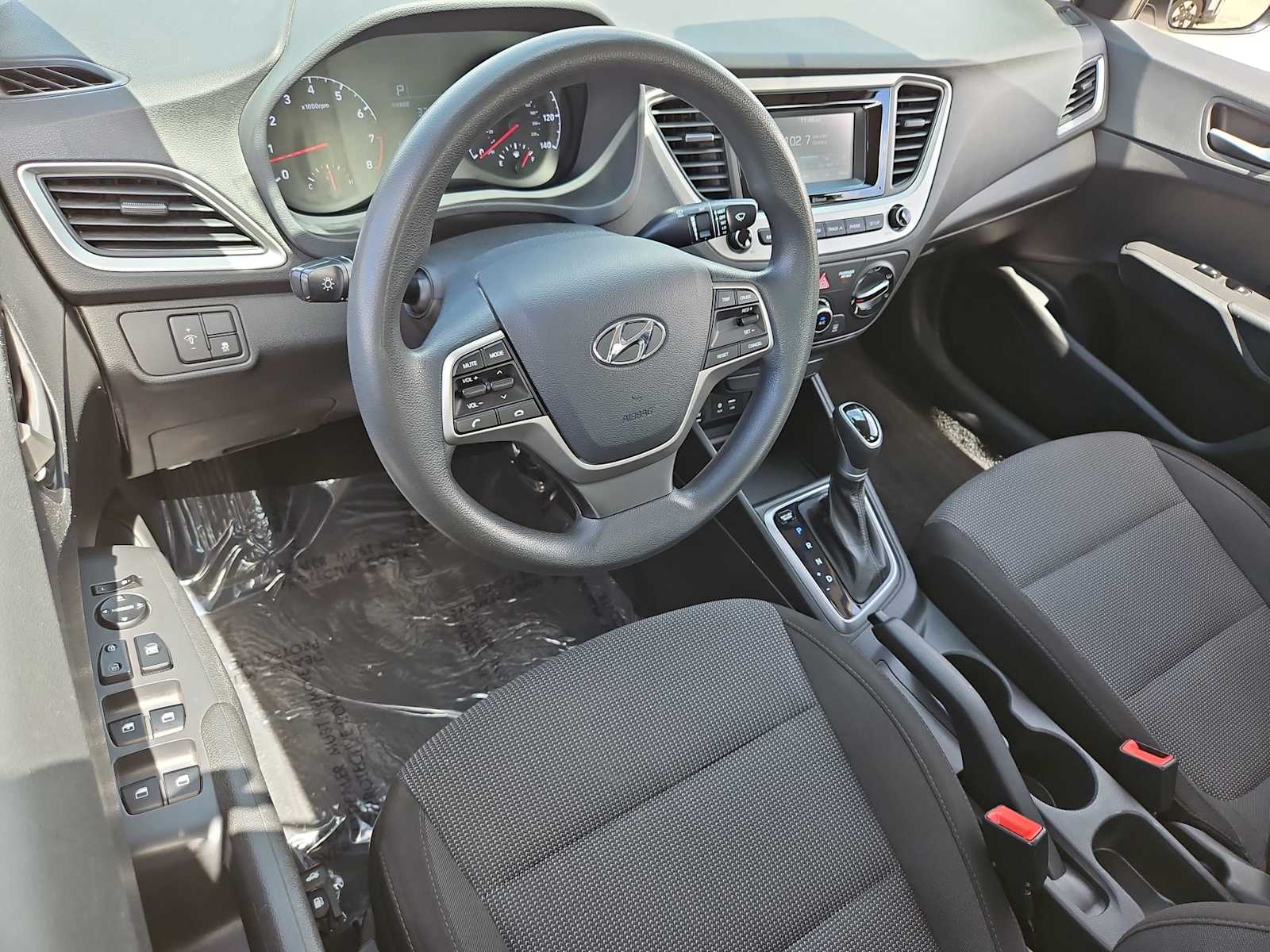 Thumbnail: 2020 Hyundai Accent - 10