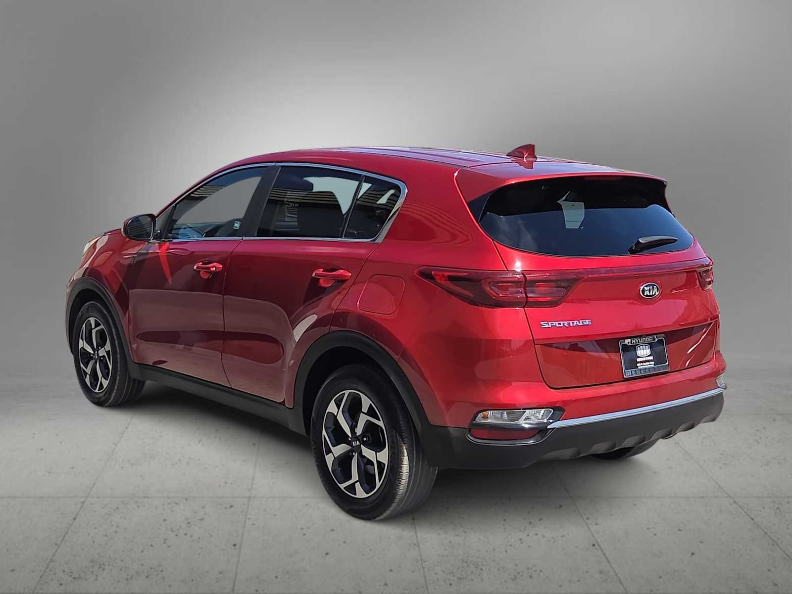 Thumbnail: 2021 Kia Sportage - 6