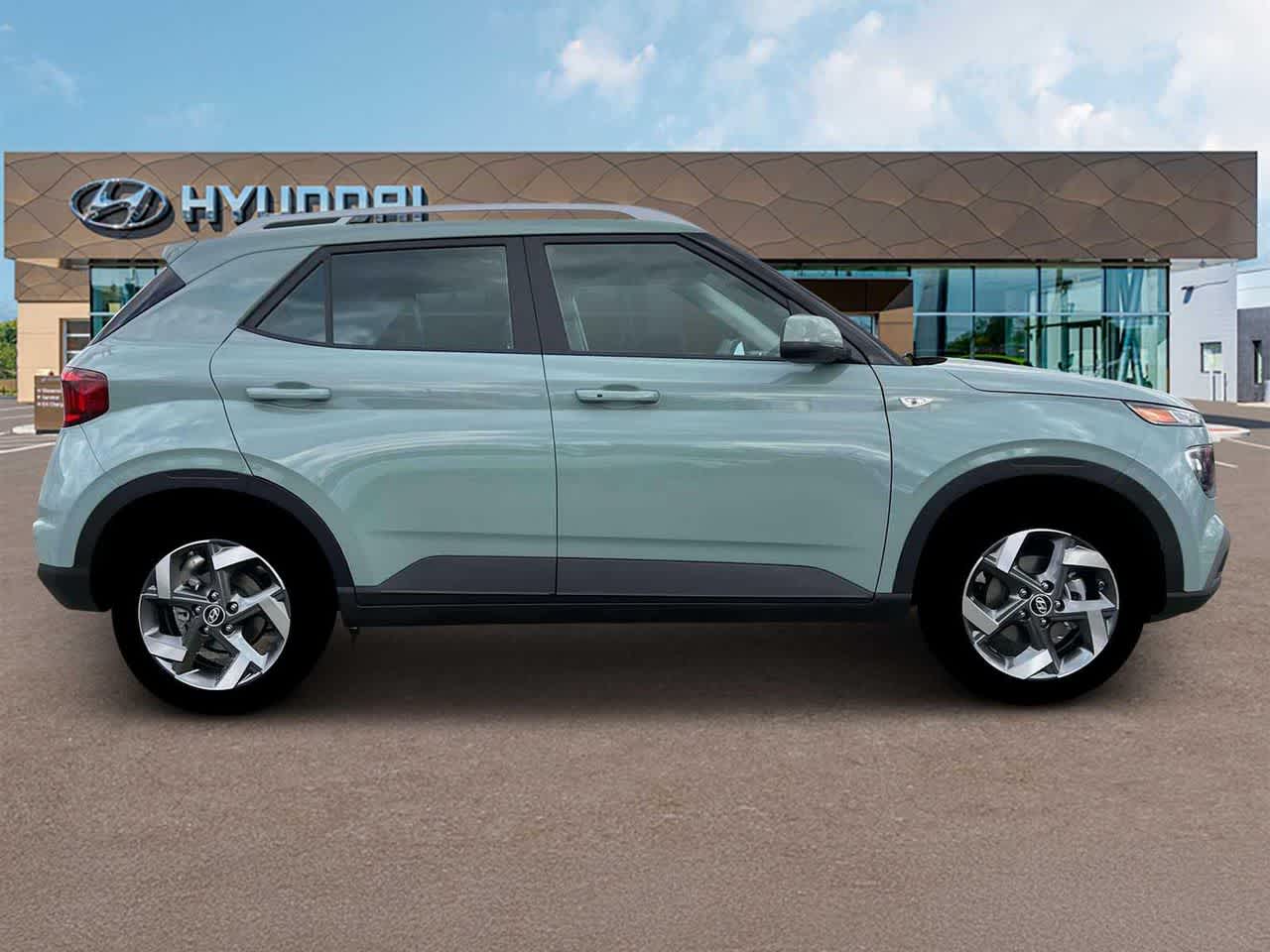 Thumbnail: 2025 Hyundai Venue - 11