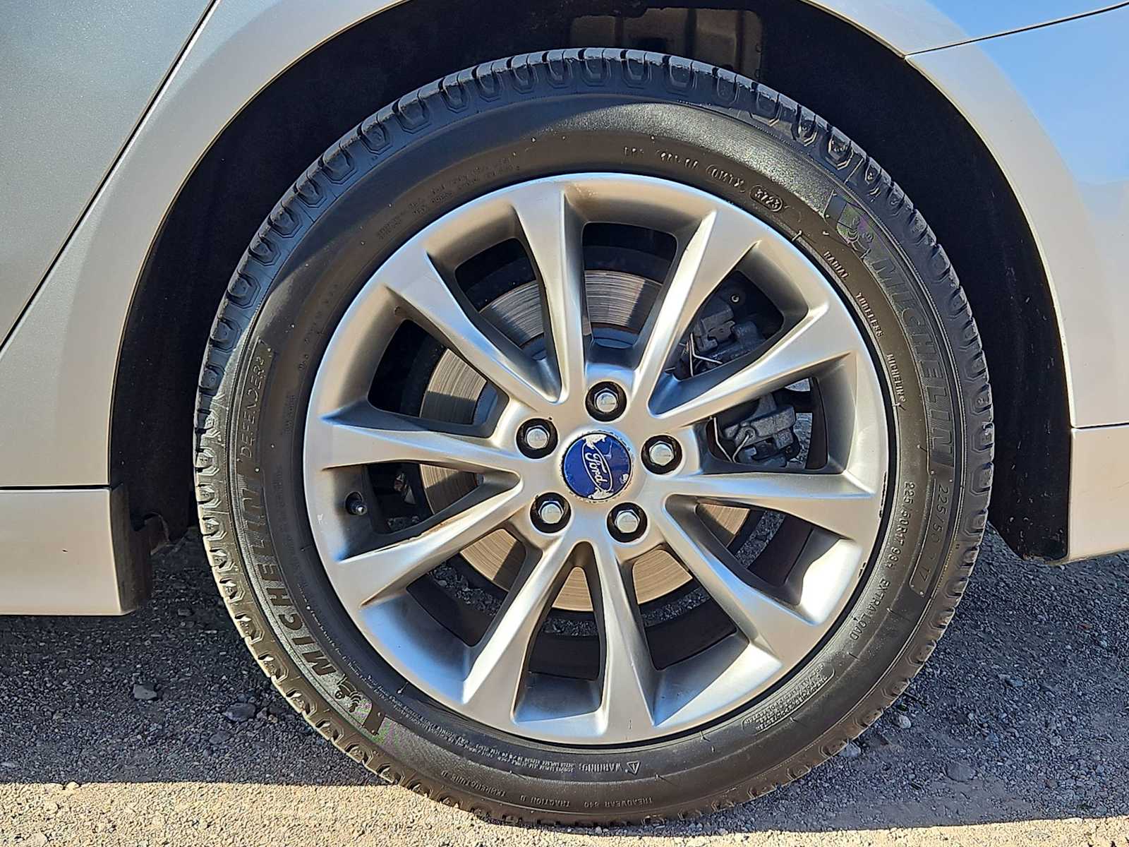 Thumbnail: 2017 Ford Fusion - 14