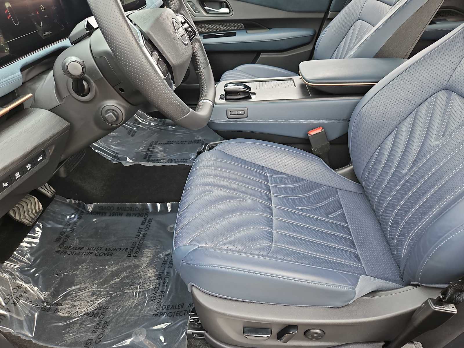 Thumbnail: 2023 Nissan Ariya - 17