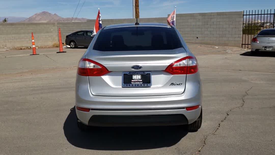 Thumbnail: 2016 Ford Fiesta - 7