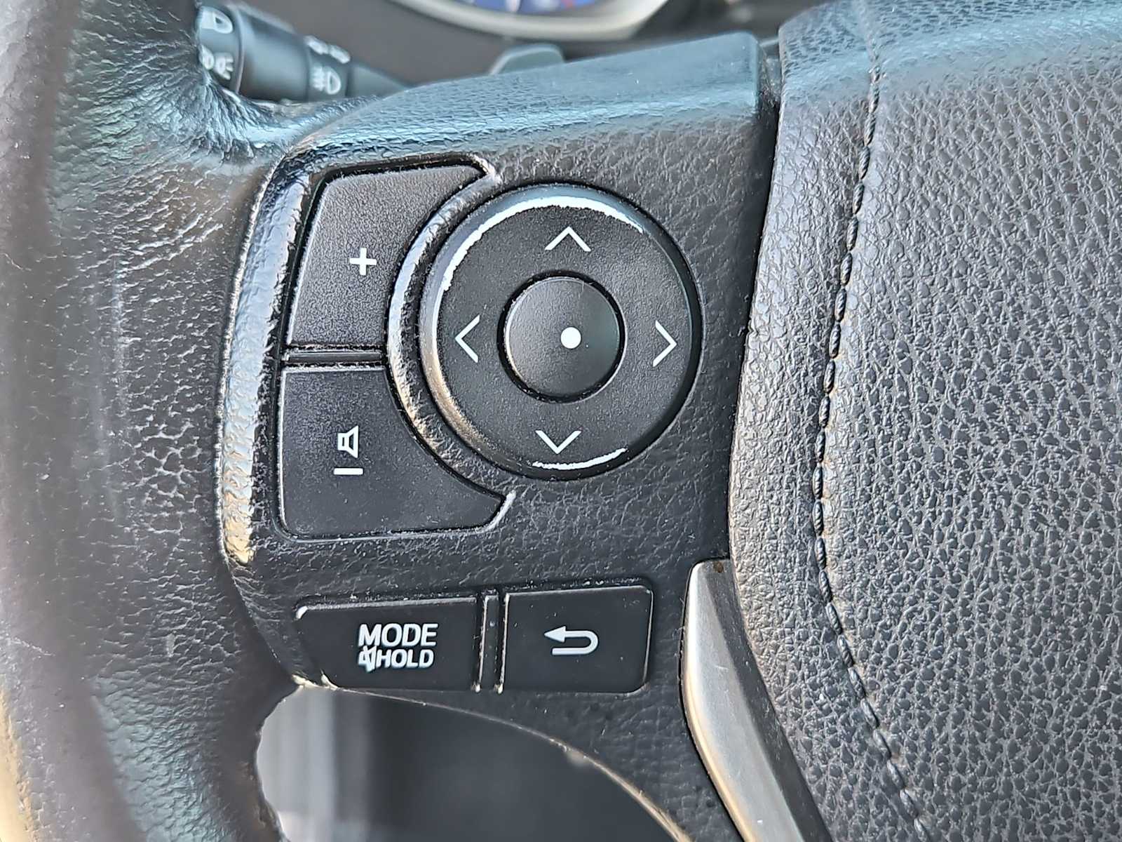 Thumbnail: 2016 Toyota Corolla - 23