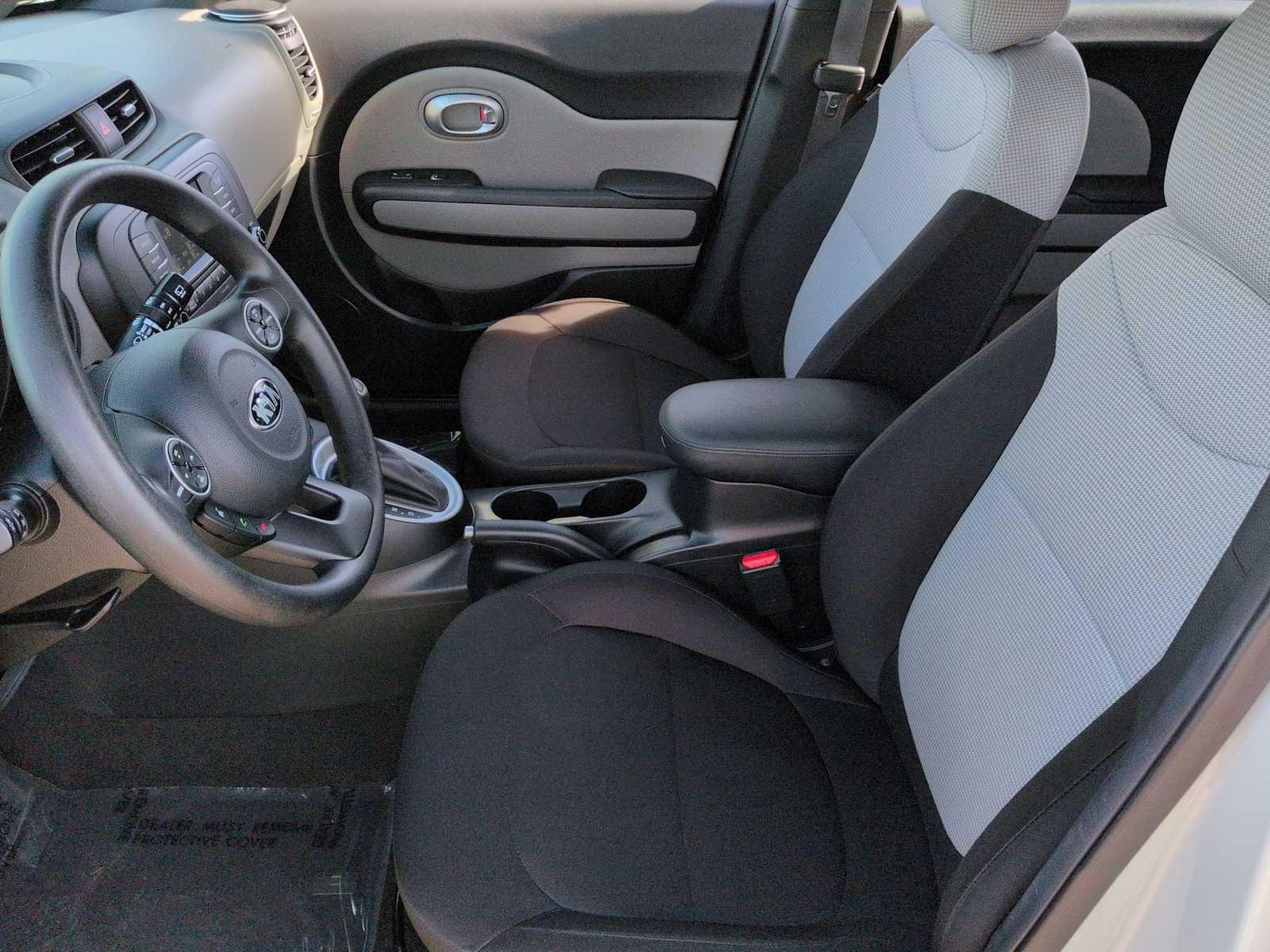 Thumbnail: 2017 Kia Soul - 17