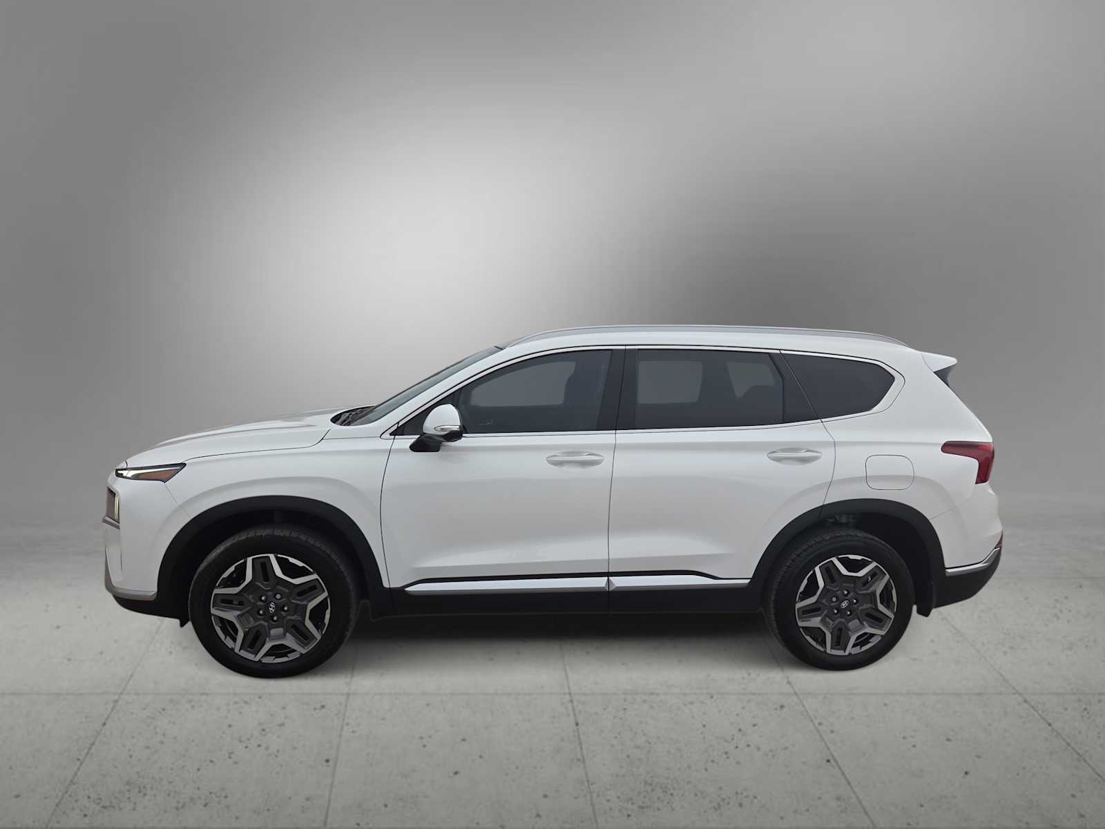 Thumbnail: 2023 Hyundai Santa Fe - 5