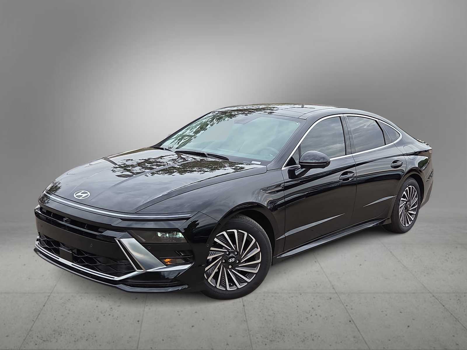 Thumbnail: 2025 Hyundai Sonata - 1