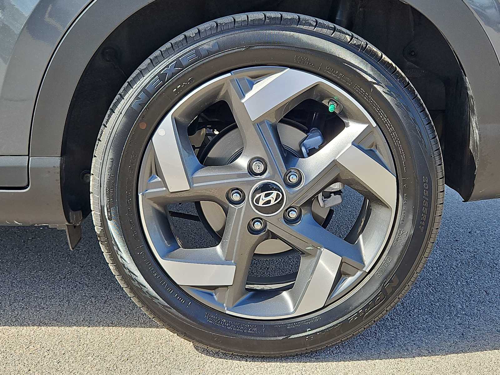 Thumbnail: 2025 Hyundai Venue - 13