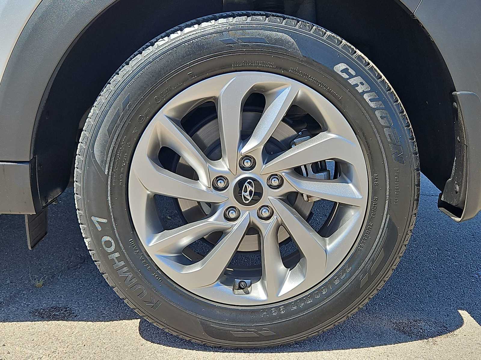 Thumbnail: 2018 Hyundai Tucson - 13