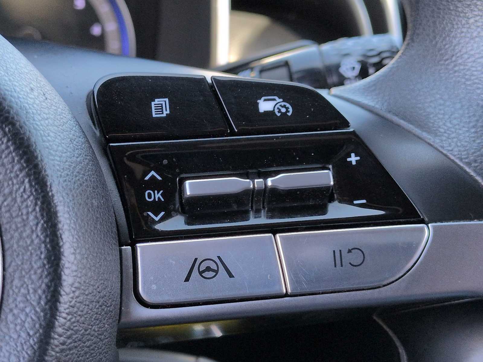 Thumbnail: 2024 Hyundai Santa Cruz - 25
