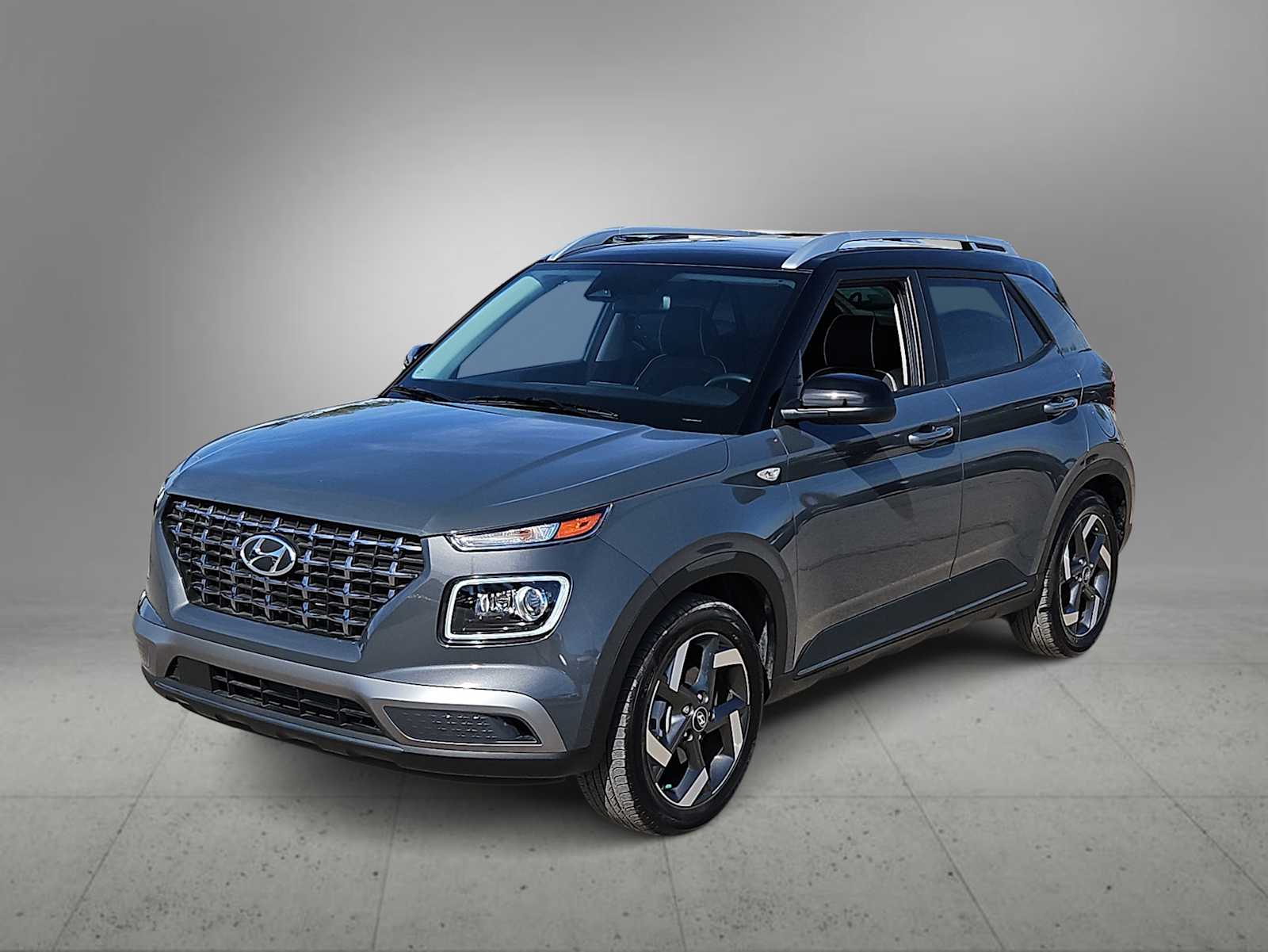 Thumbnail: 2025 Hyundai Venue - 4