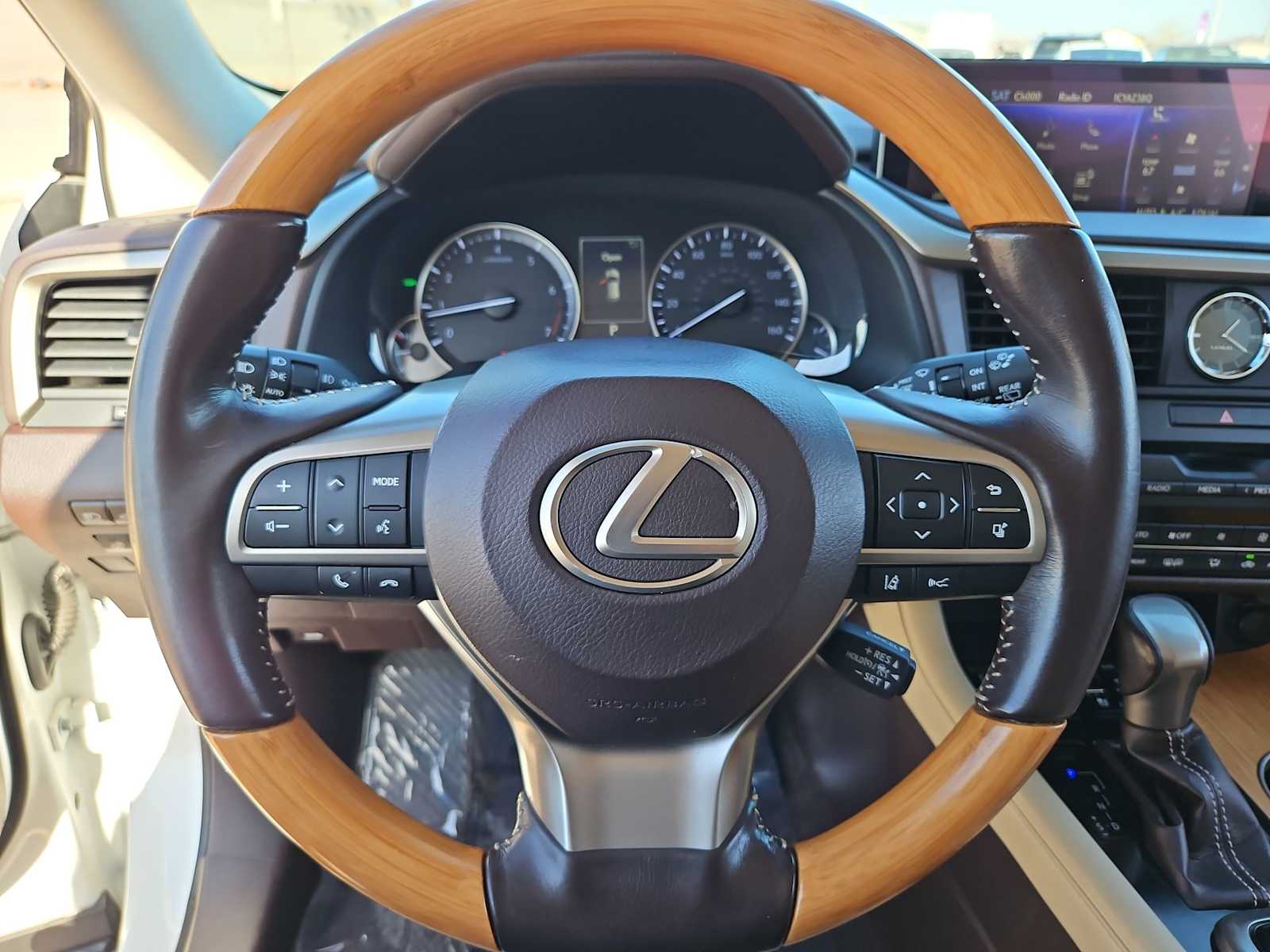Thumbnail: 2017 Lexus RX - 24