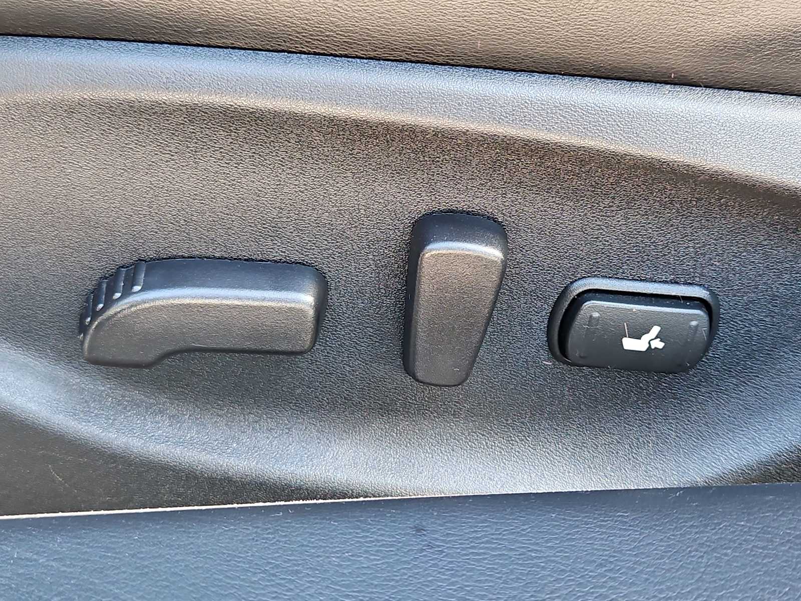 Thumbnail: 2018 INFINITI Q50 - 18