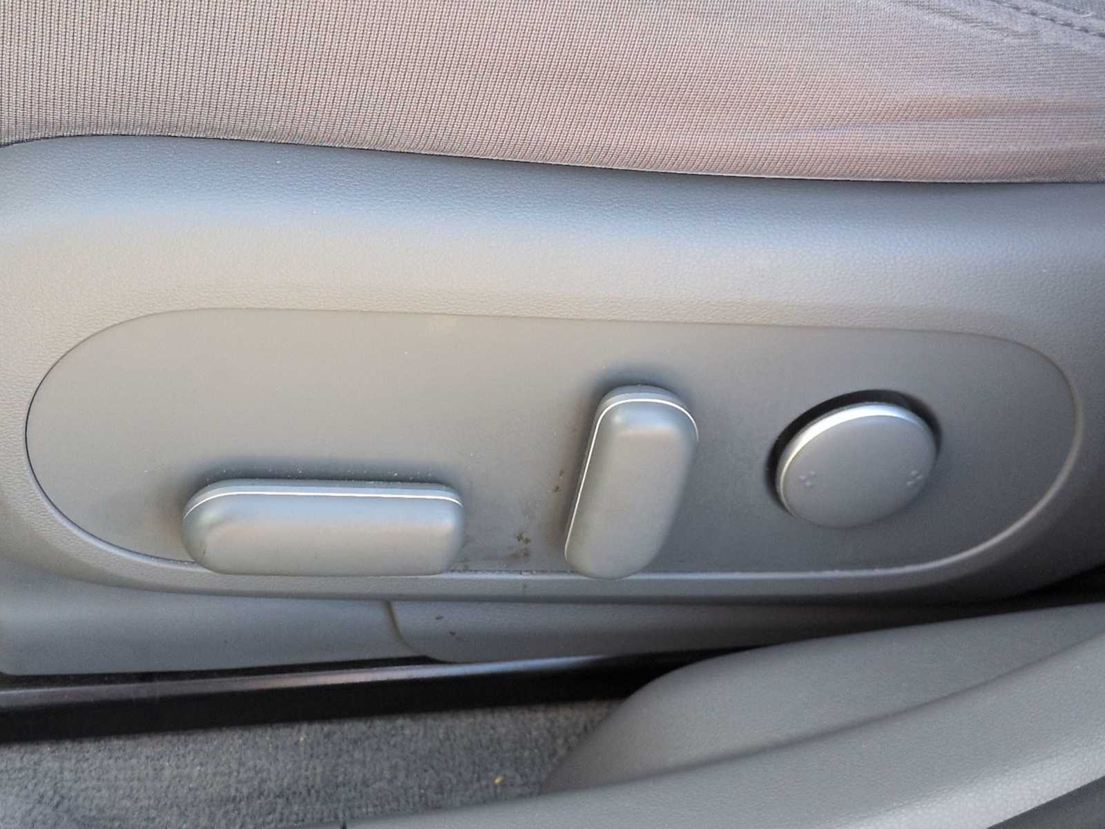 Thumbnail: 2024 Hyundai Ioniq 5 - 18