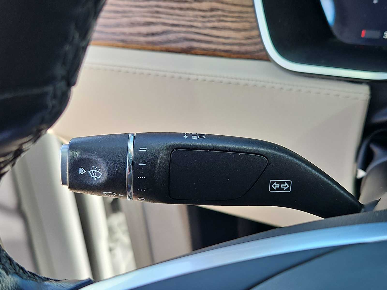 Thumbnail: 2018 Tesla Model X - 25