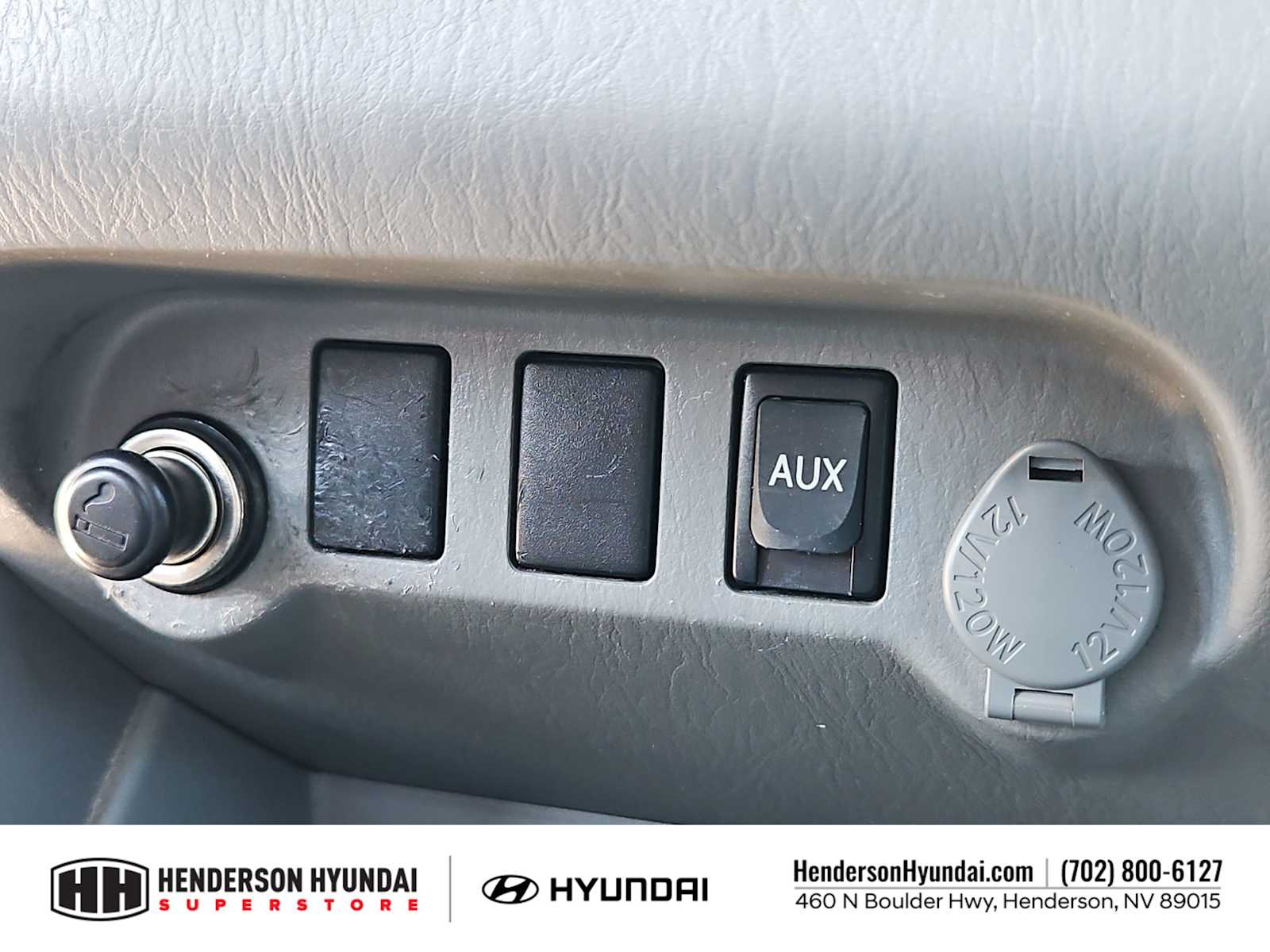 Thumbnail: 2011 Toyota Tacoma - 23
