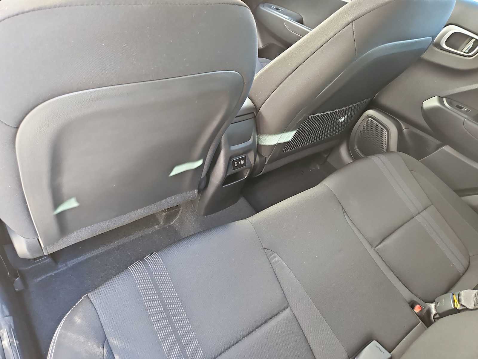 Thumbnail: 2025 Hyundai Venue - 18