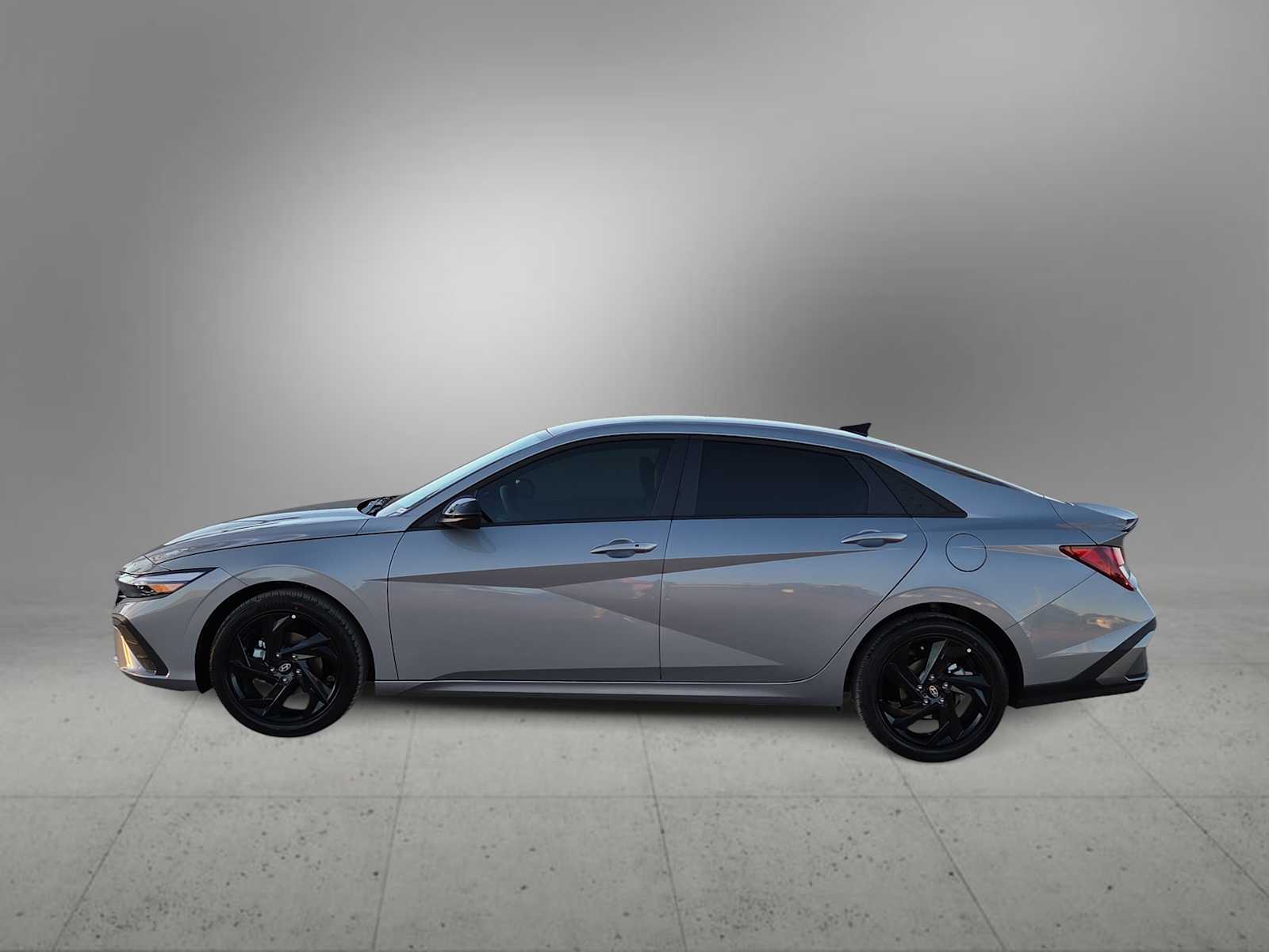 Thumbnail: 2026 Hyundai Elantra - 5