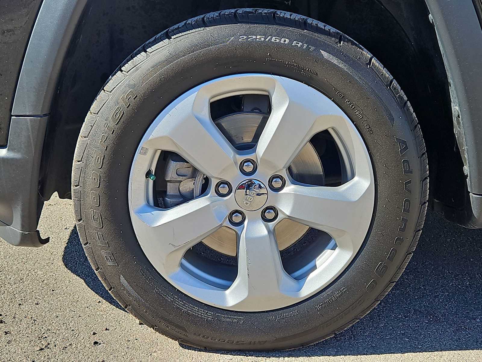 Thumbnail: 2018 Jeep Compass - 14