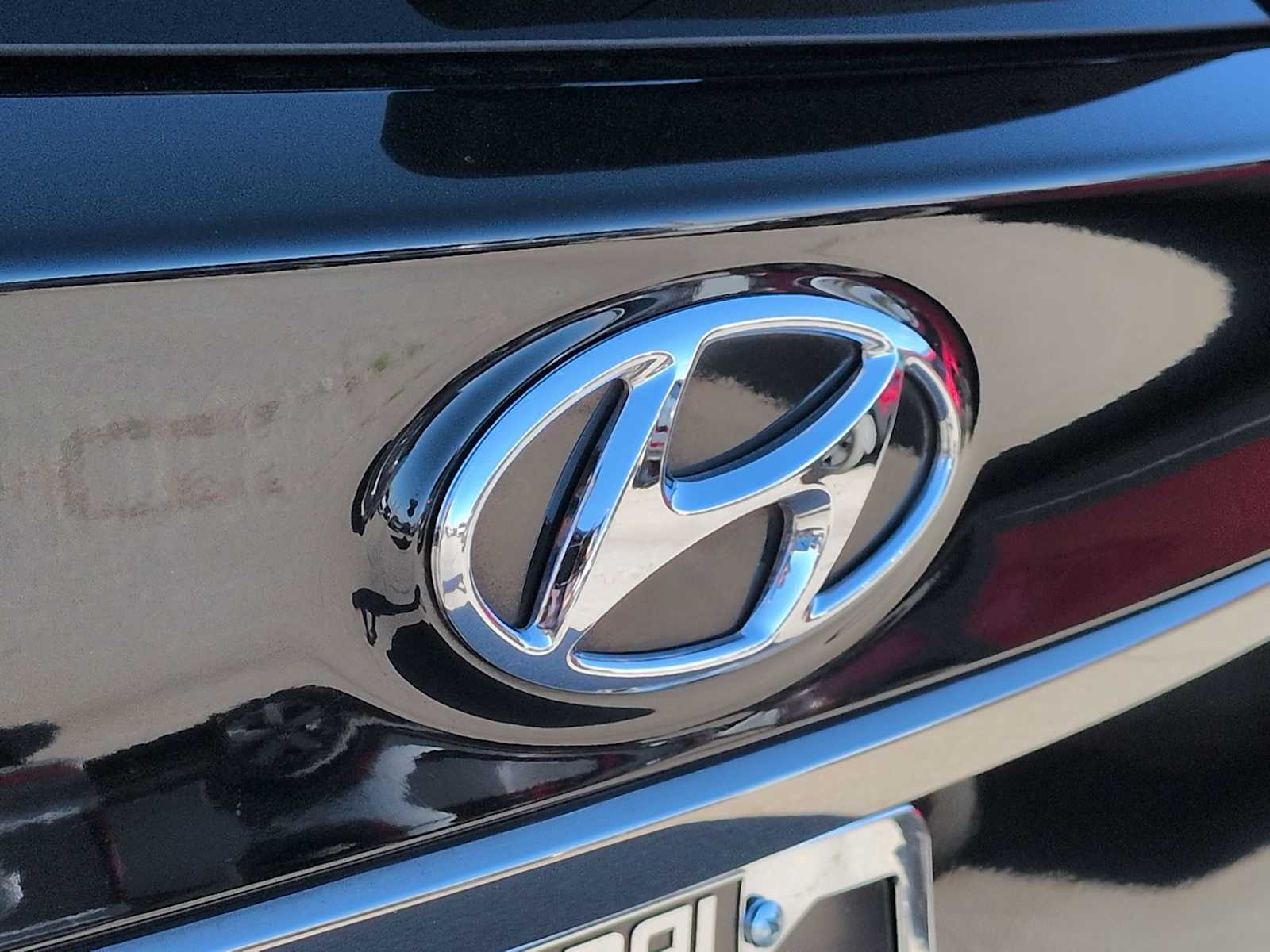 Thumbnail: 2019 Hyundai Santa Fe - 12