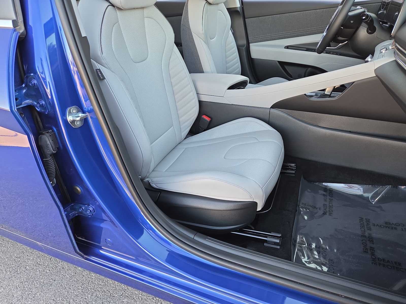 Thumbnail: 2025 Hyundai Elantra - 22