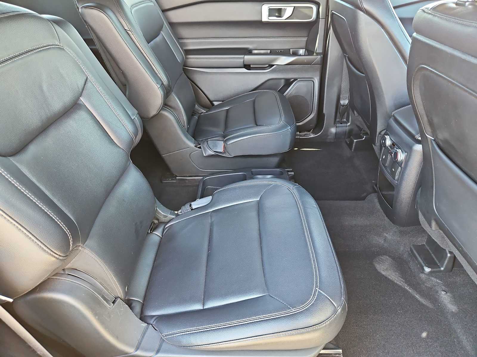 Thumbnail: 2020 Ford Explorer - 21