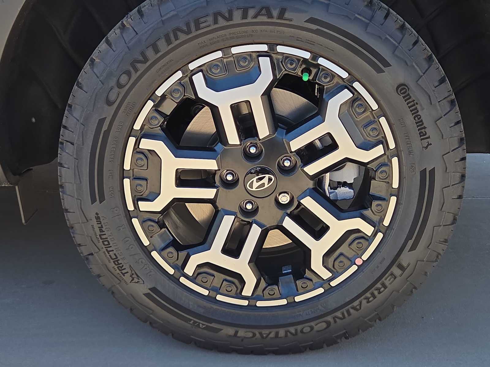 Thumbnail: 2025 Hyundai Santa Cruz - 14