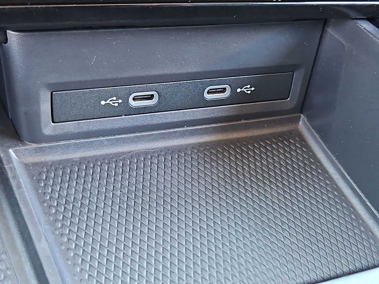 Thumbnail: 2024 Volkswagen Atlas - 30