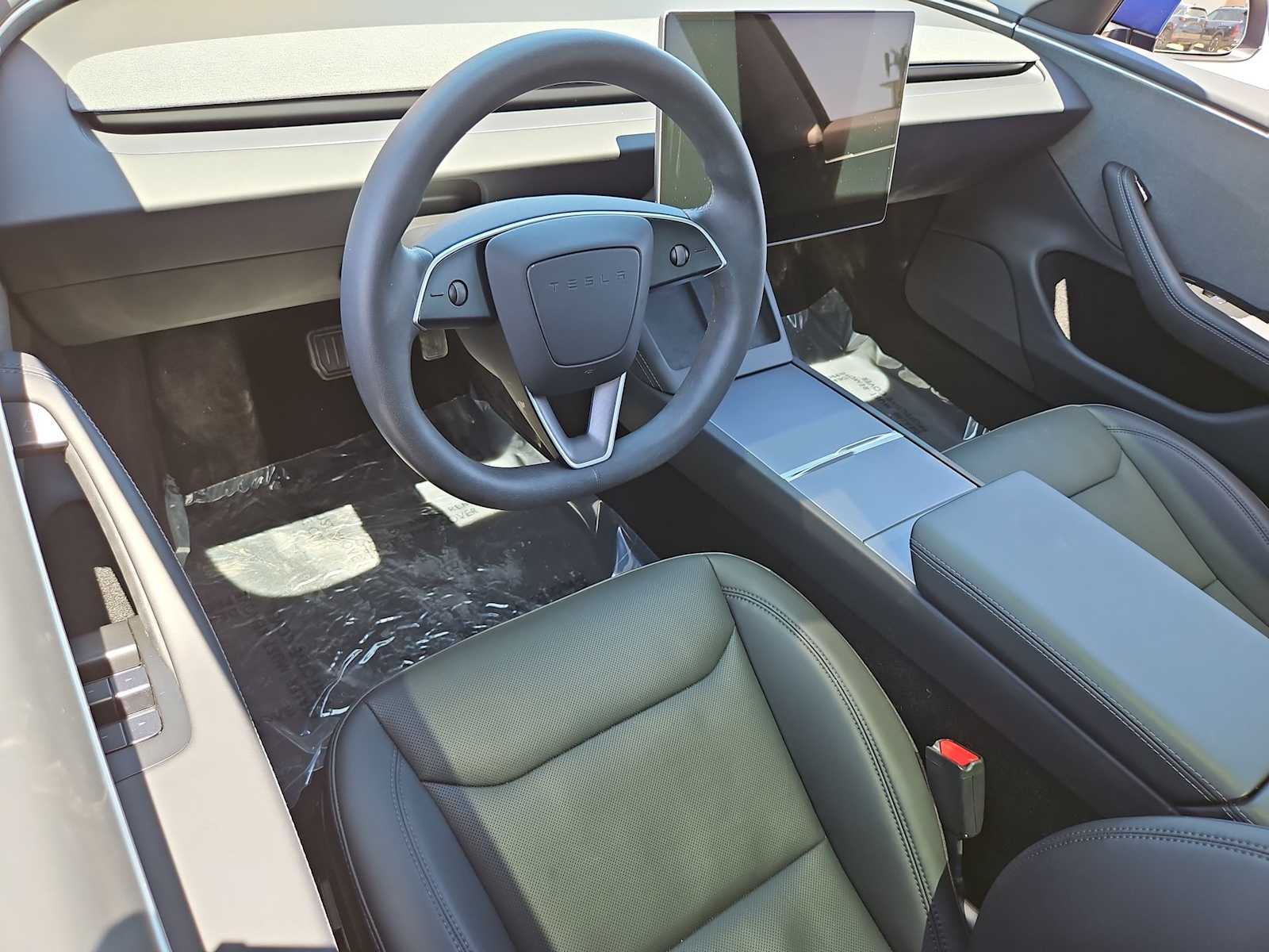 Thumbnail: 2025 Tesla Model 3 - 10