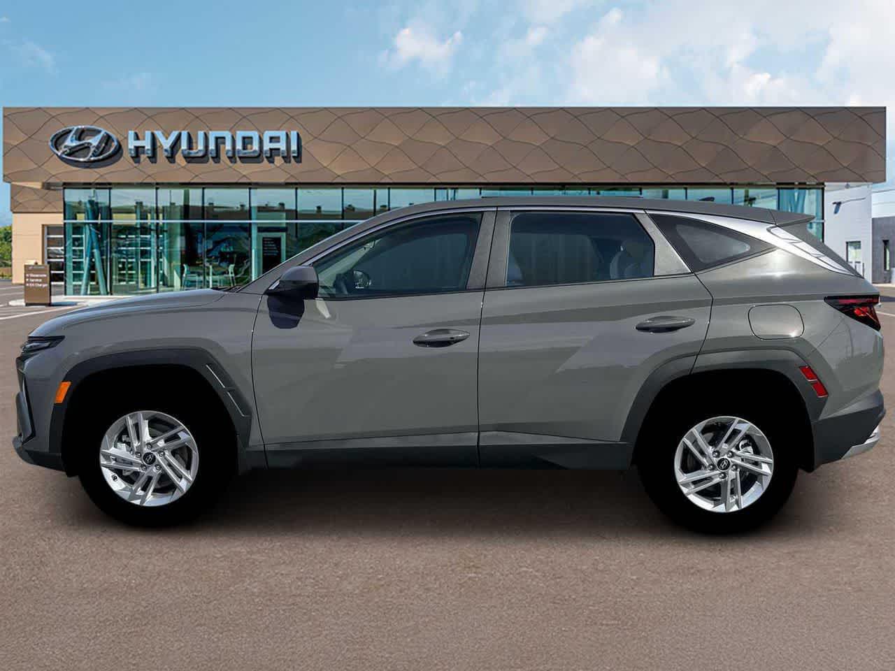 Thumbnail: 2026 Hyundai Tucson - 3