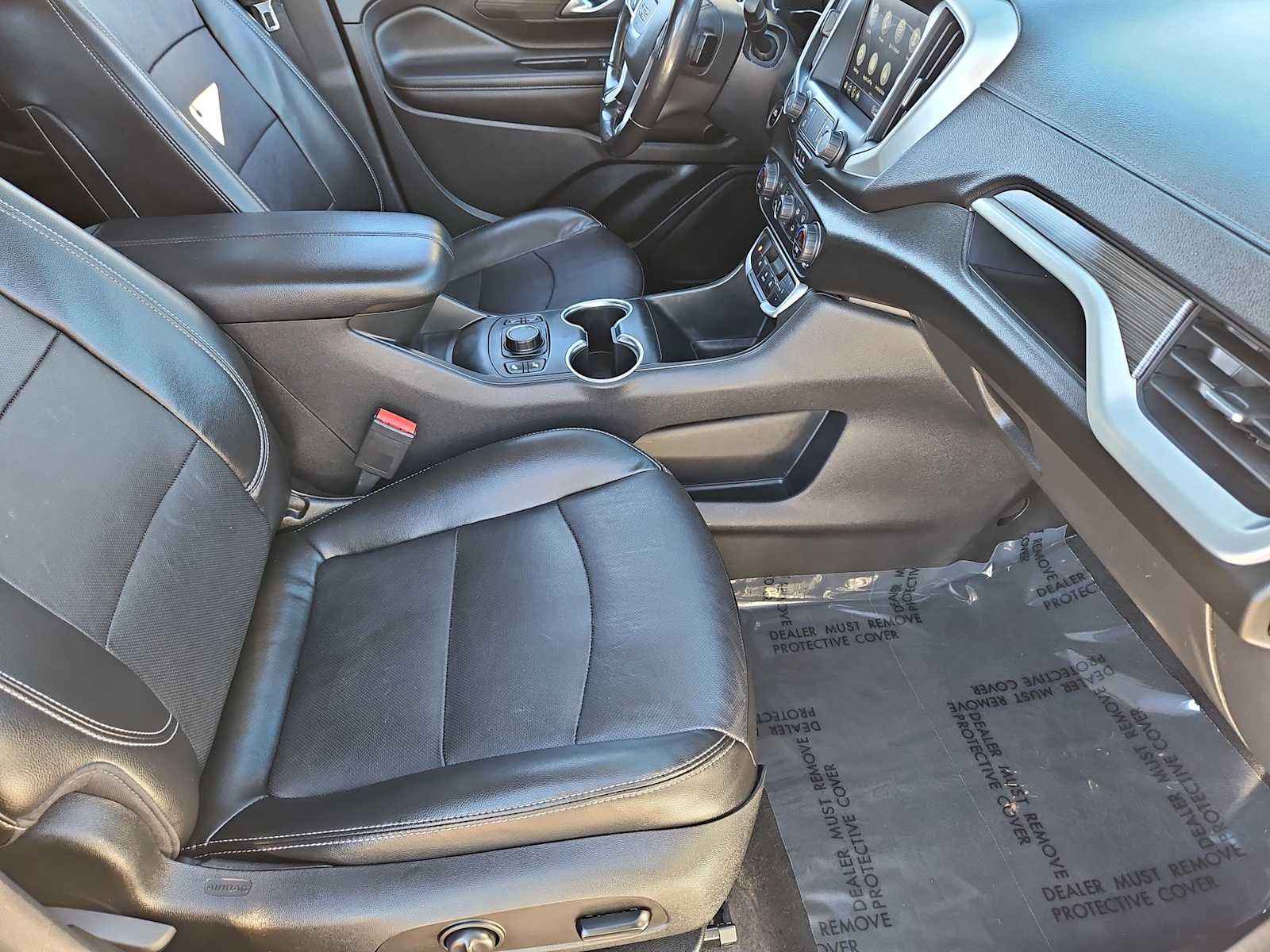 Thumbnail: 2022 GMC Terrain - 22