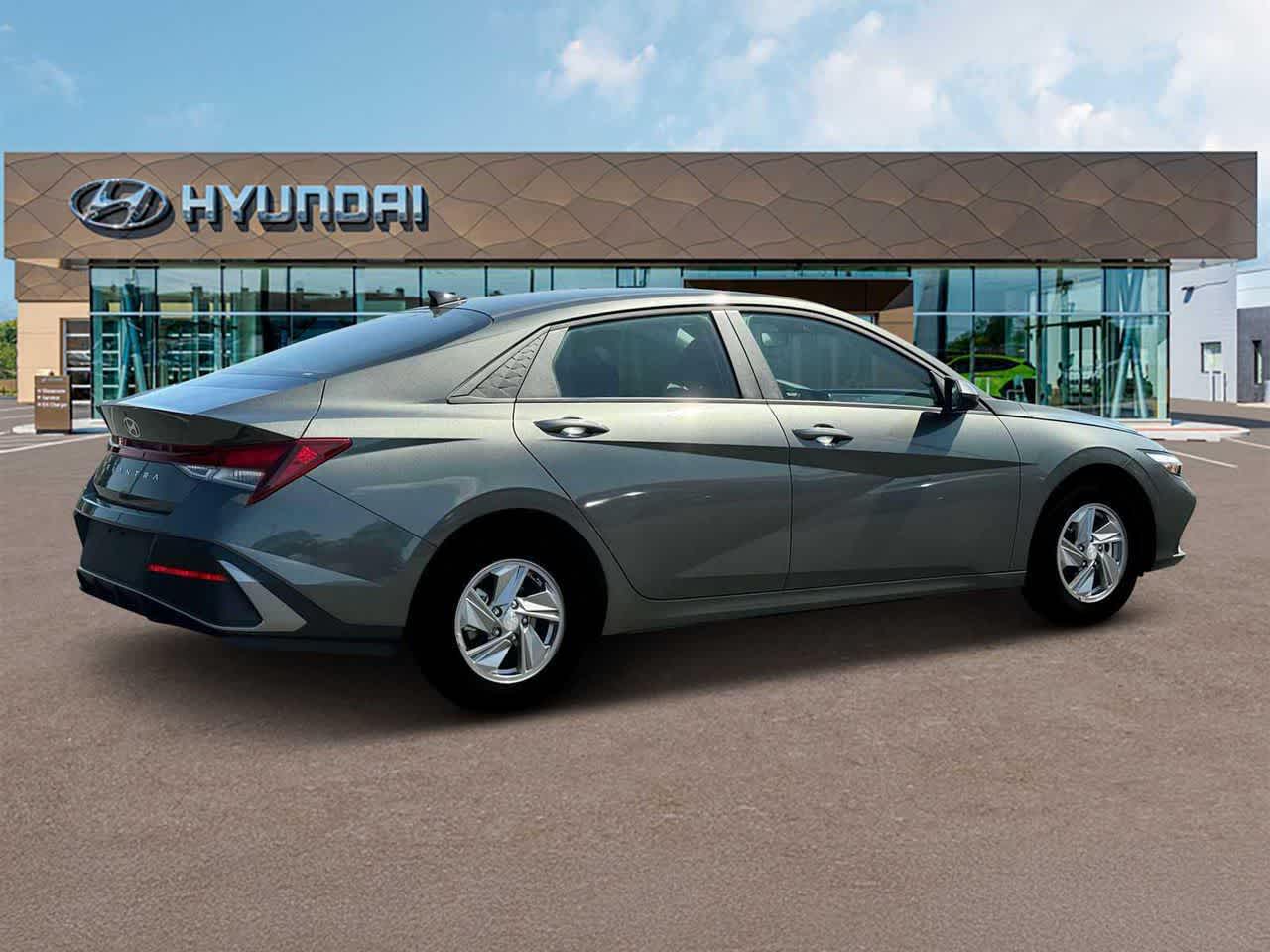 Thumbnail: 2025 Hyundai Elantra - 8