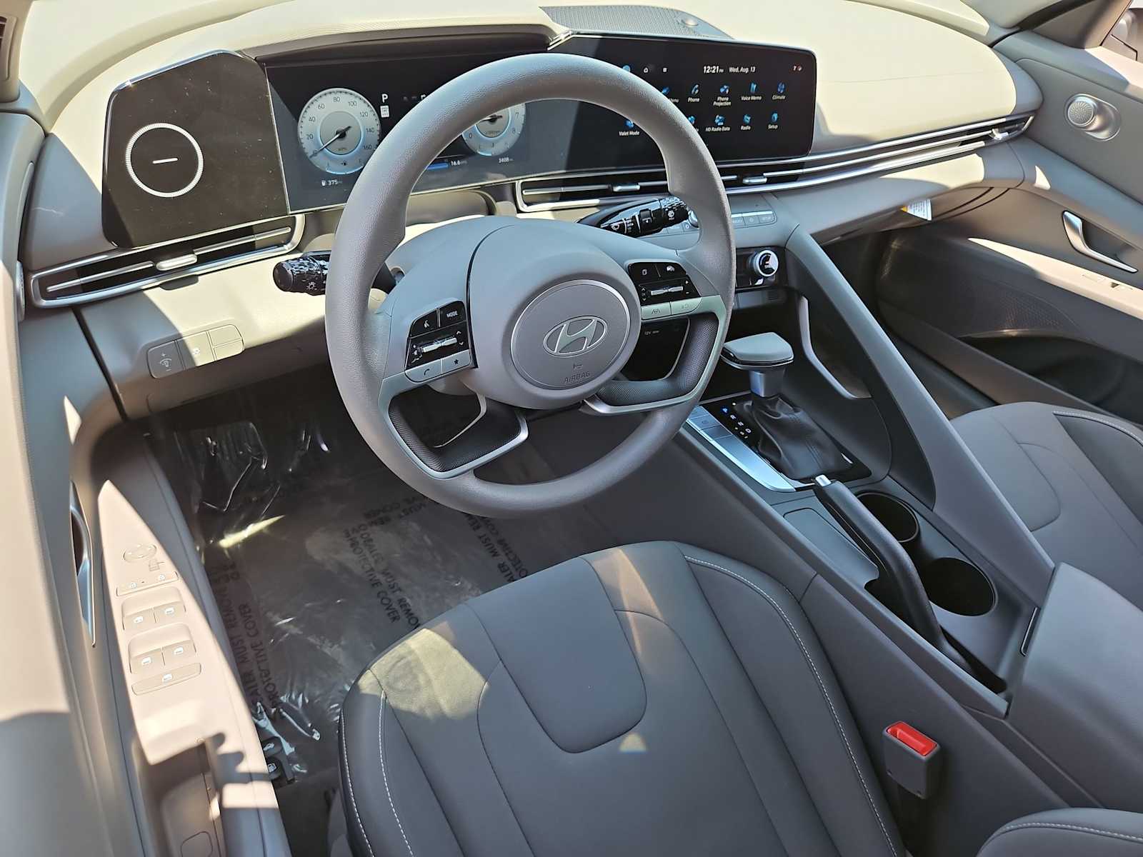 Thumbnail: 2024 Hyundai Elantra - 10