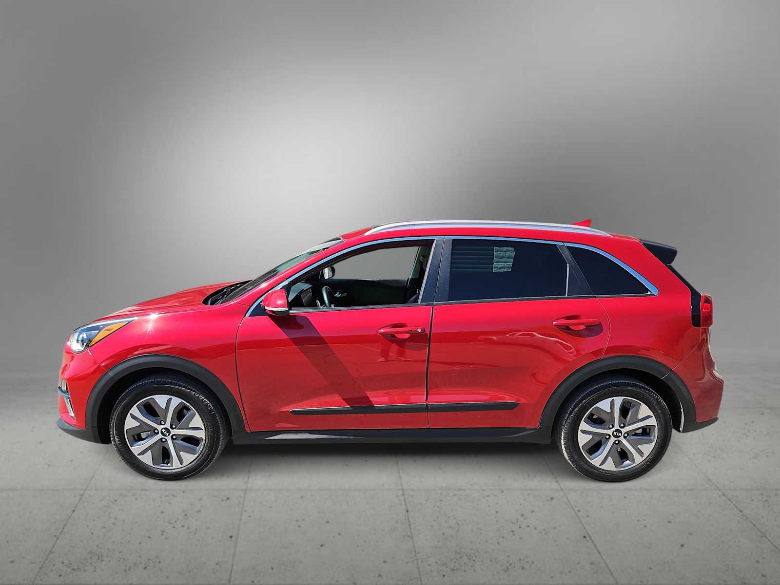 Thumbnail: 2020 Kia Niro - 5