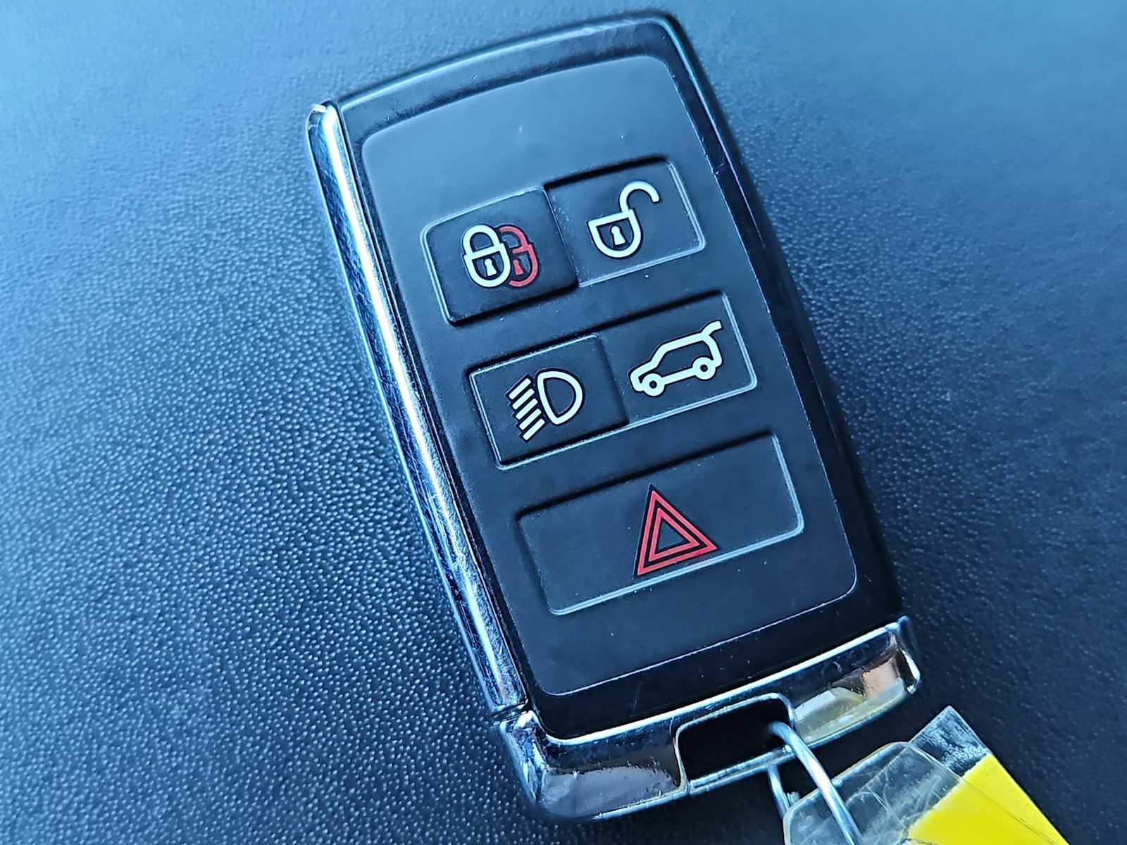 Thumbnail: 2019 Land Rover Range Rover - 36