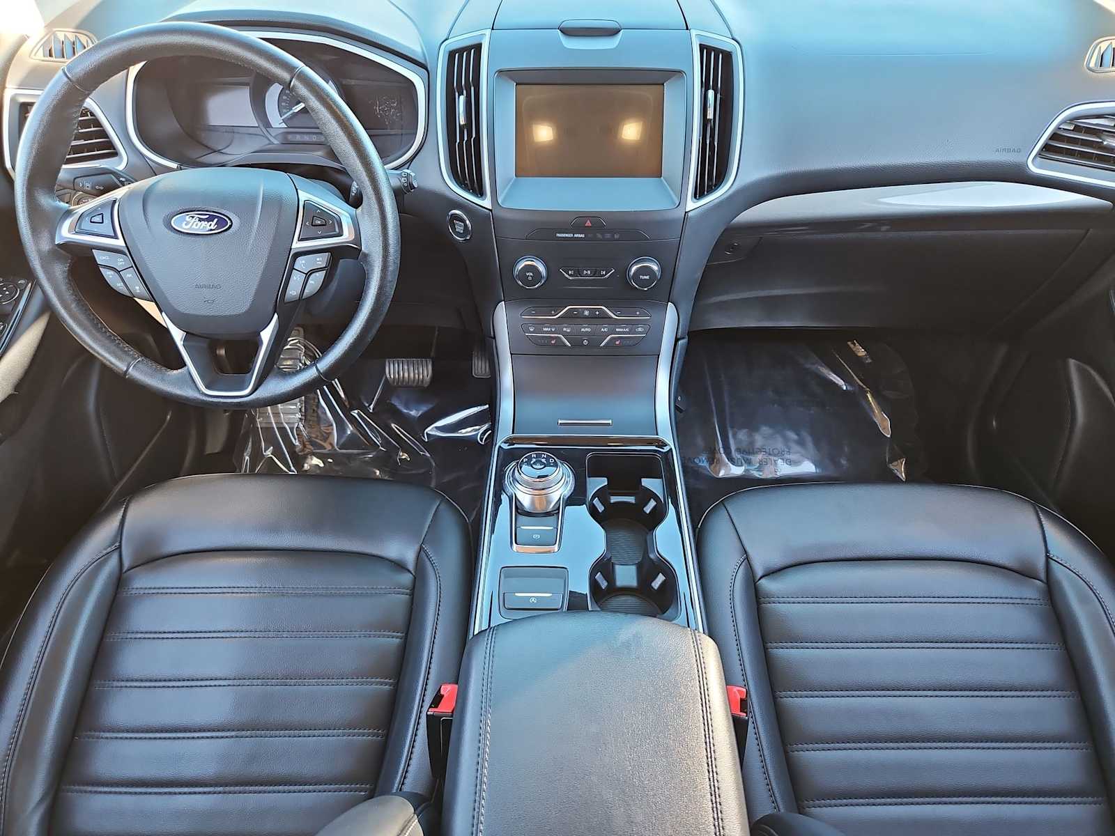 Thumbnail: 2019 Ford Edge - 15