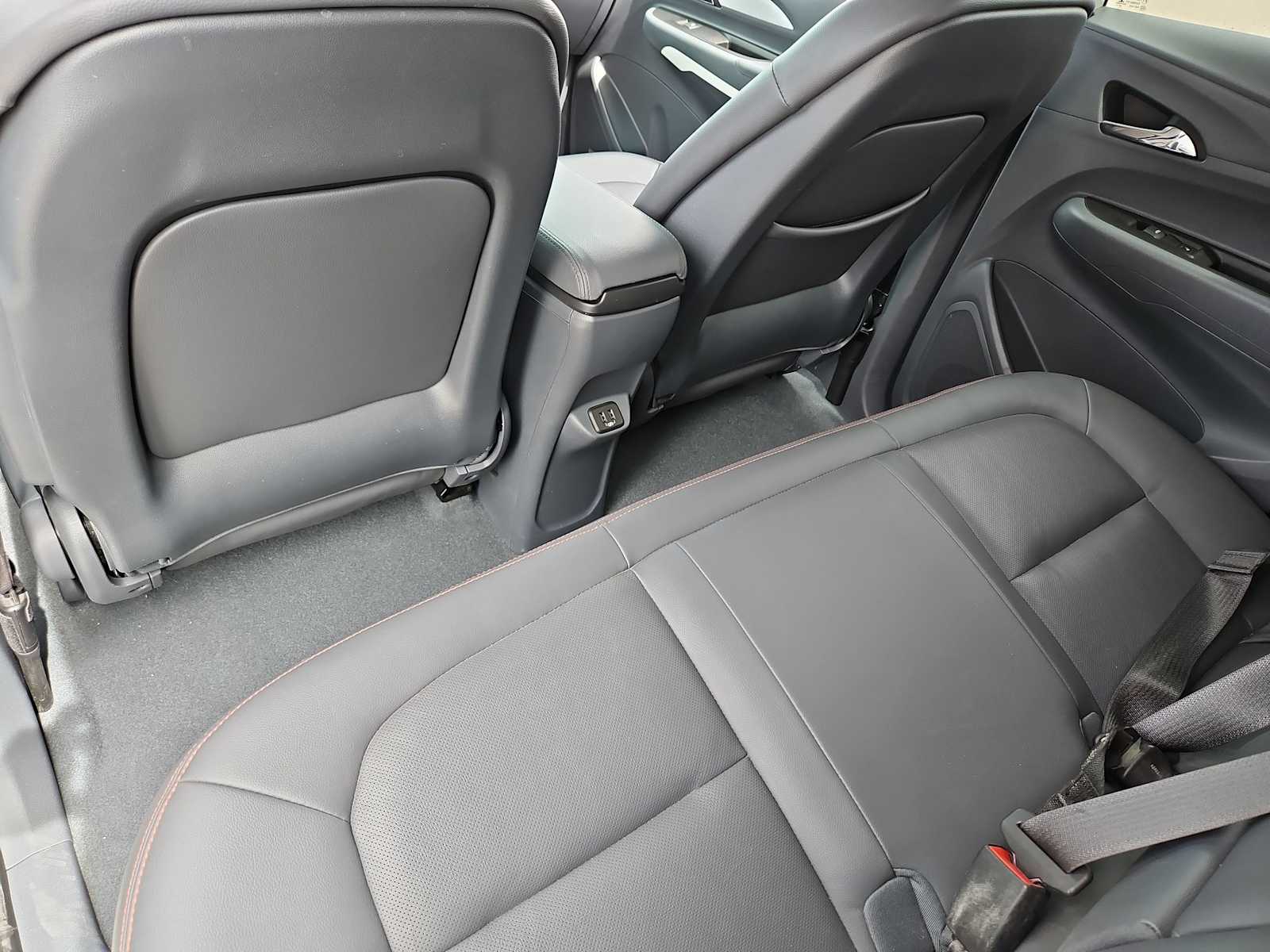 Thumbnail: 2020 Chevrolet Bolt EV - 18