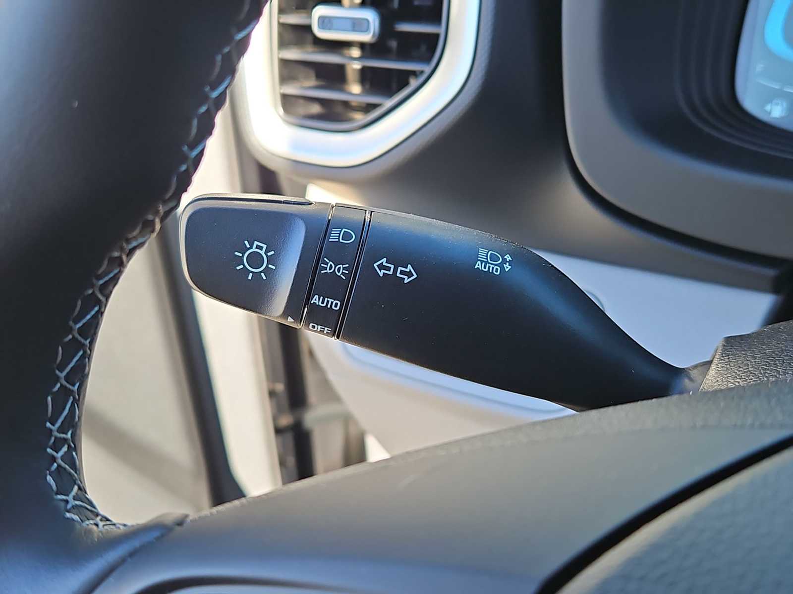 Thumbnail: 2025 Hyundai Venue - 28