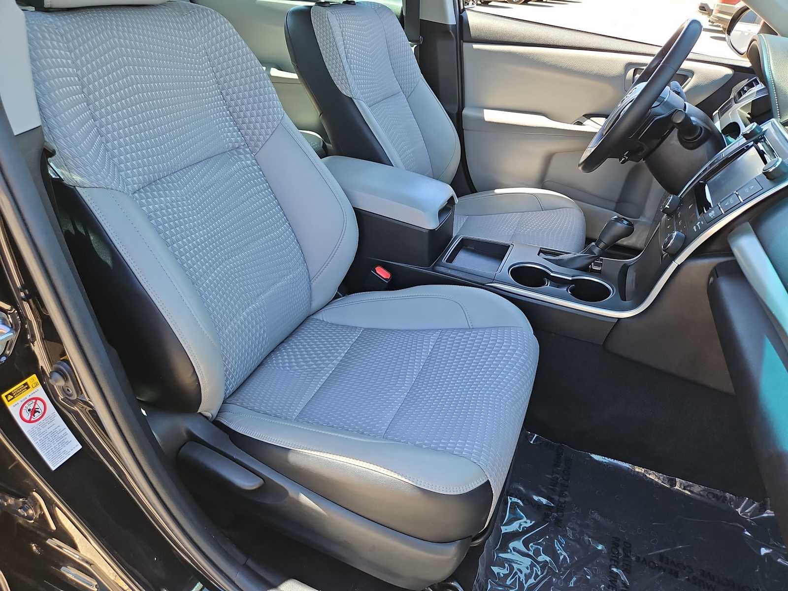 Thumbnail: 2015 Toyota Camry - 21