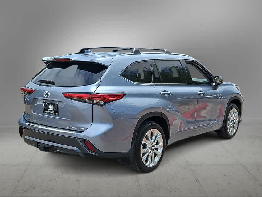 2022 Toyota Highlander Limited 8